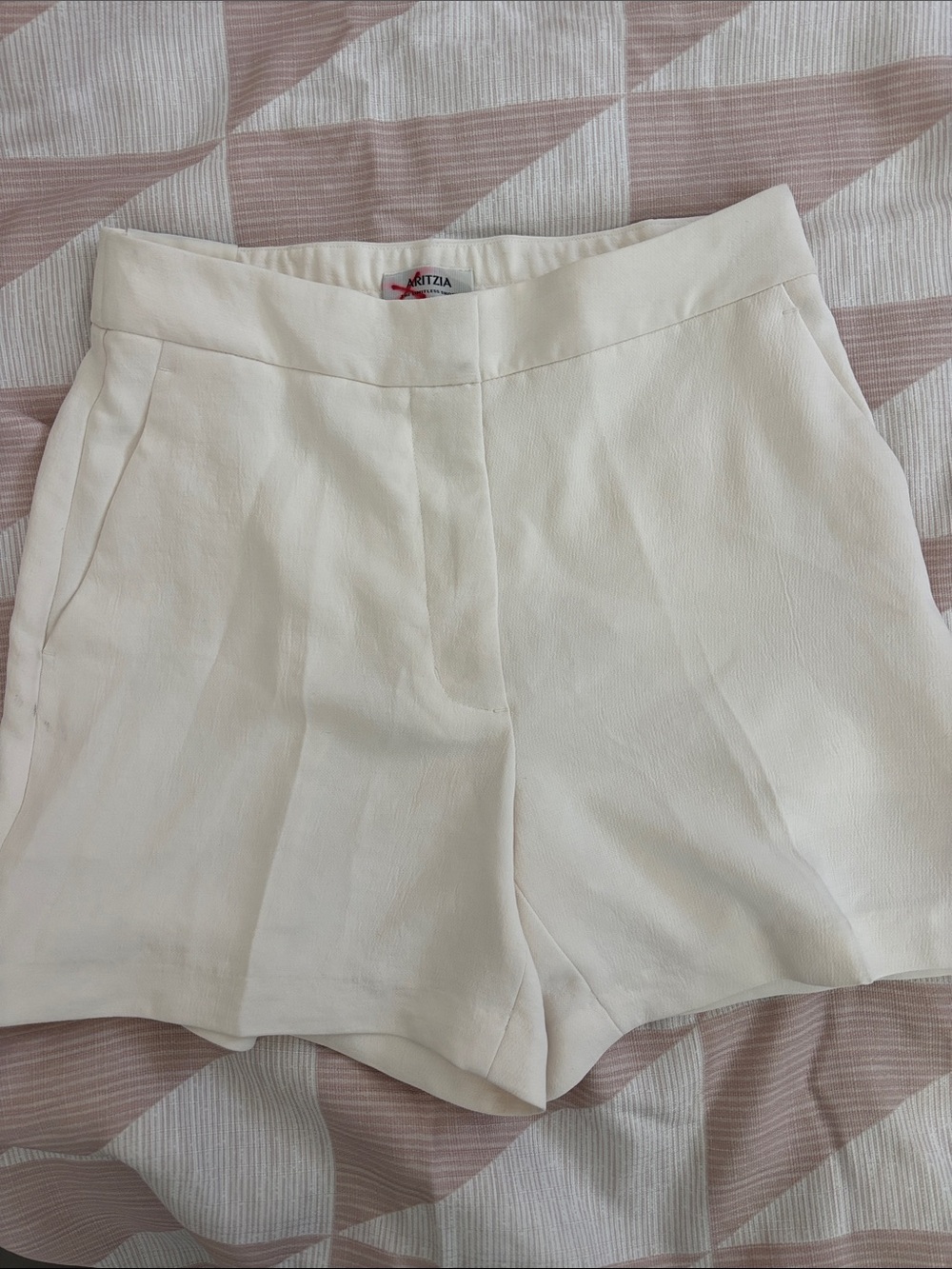 NWT Aritzia High Waist White Women's Shorts